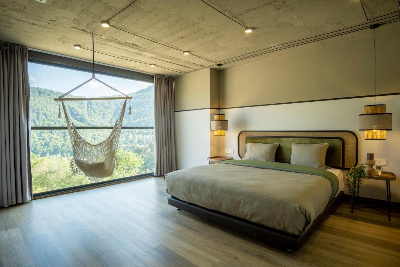 Hover Boutique Hotel Дилиян Екстериор снимка