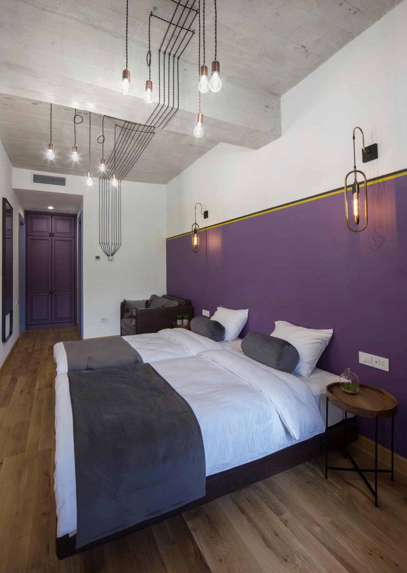 Hover Boutique Hotel Дилиян Екстериор снимка