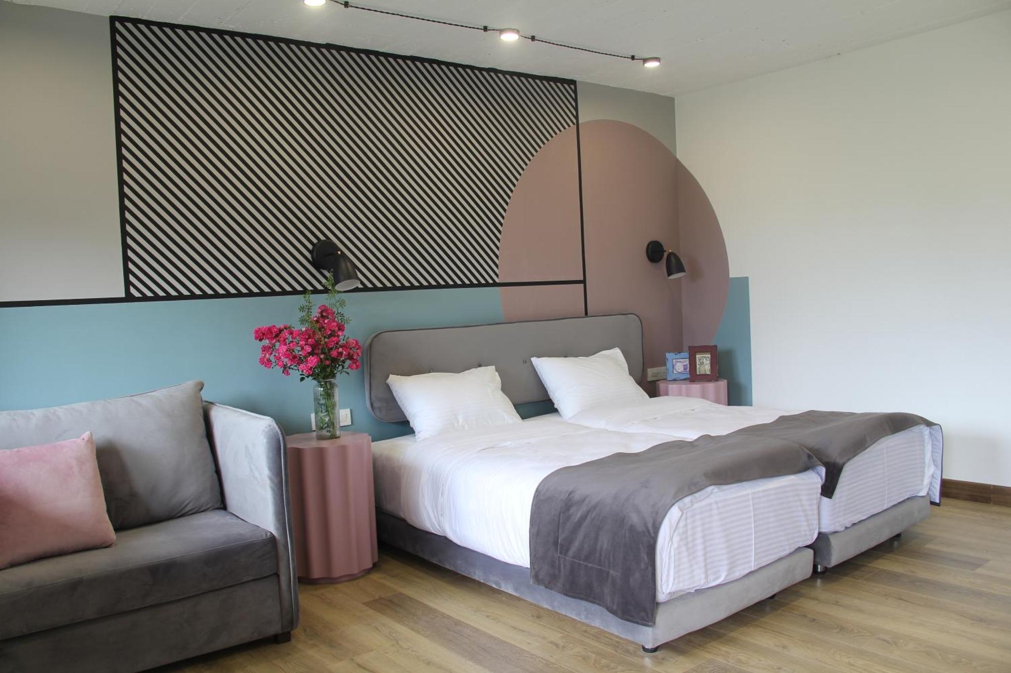 Hover Boutique Hotel Дилиян Екстериор снимка