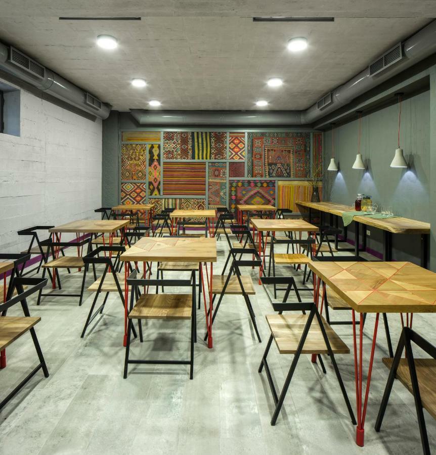 Hover Boutique Hotel Дилиян Екстериор снимка