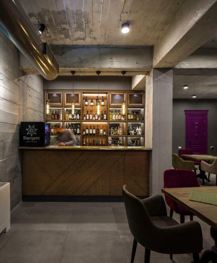 Hover Boutique Hotel Дилиян Екстериор снимка